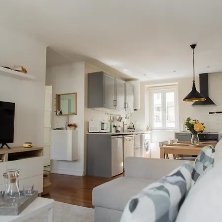 Apartment Ritos Charming And Relaxing House