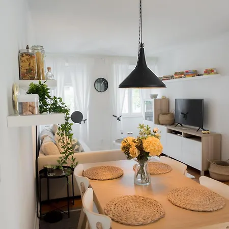 Ritos Charming And Relaxing House Apartment *
